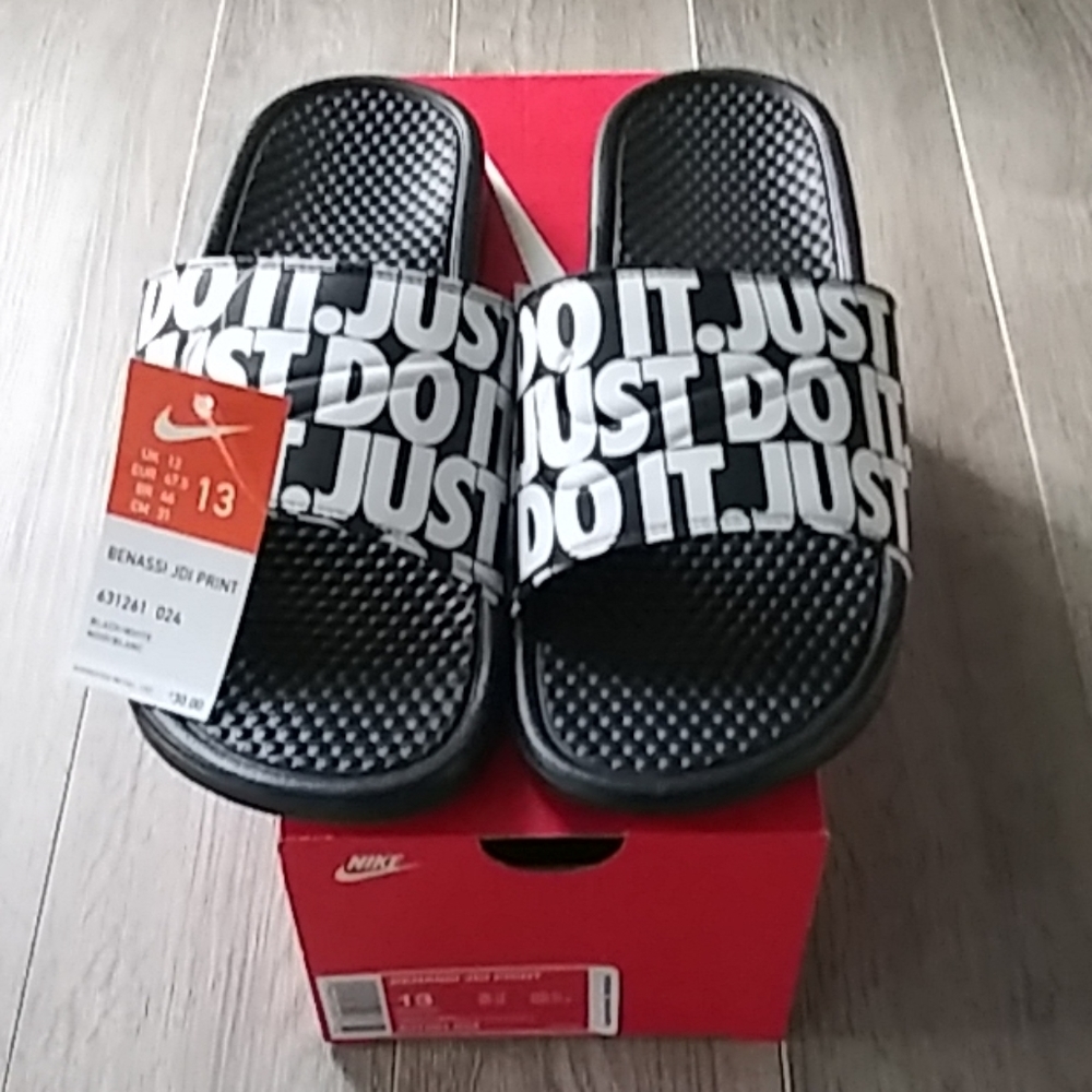 Nike print Benassi